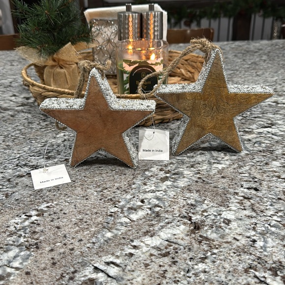 NWT Wooden Star Home Decor Accents (pair of 2) - Picture 2 of 4